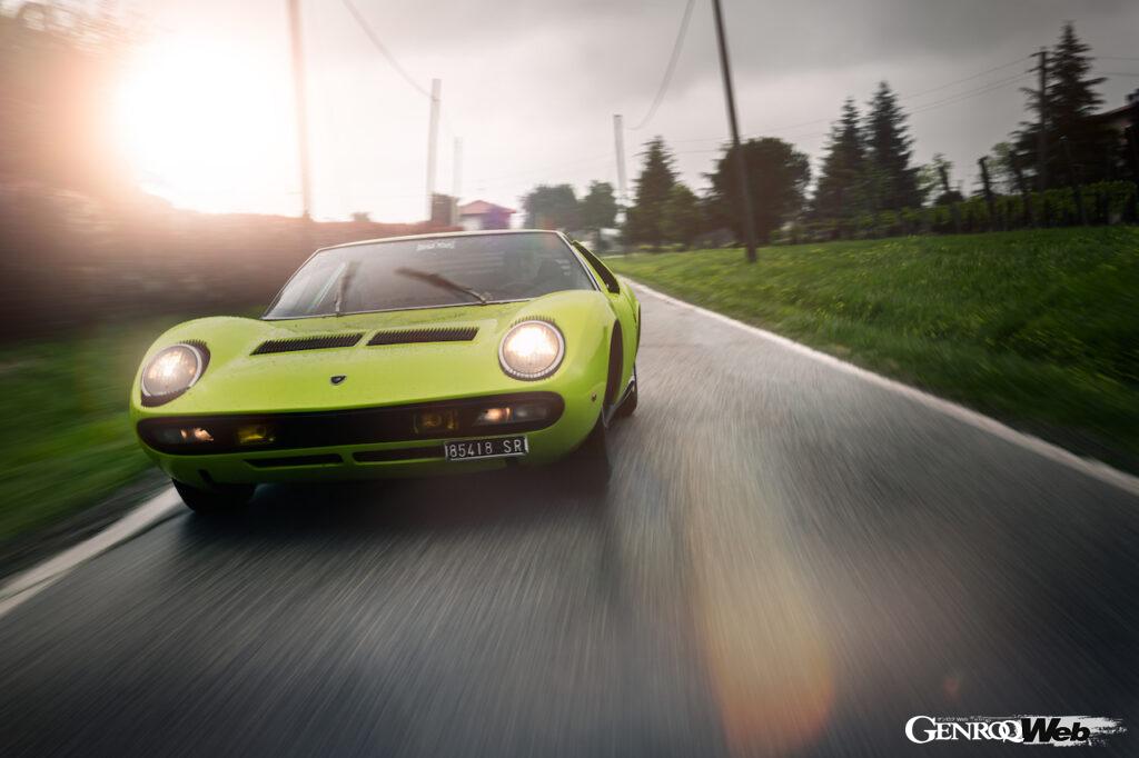 ランボルギーニ ミウラのフロントビュー