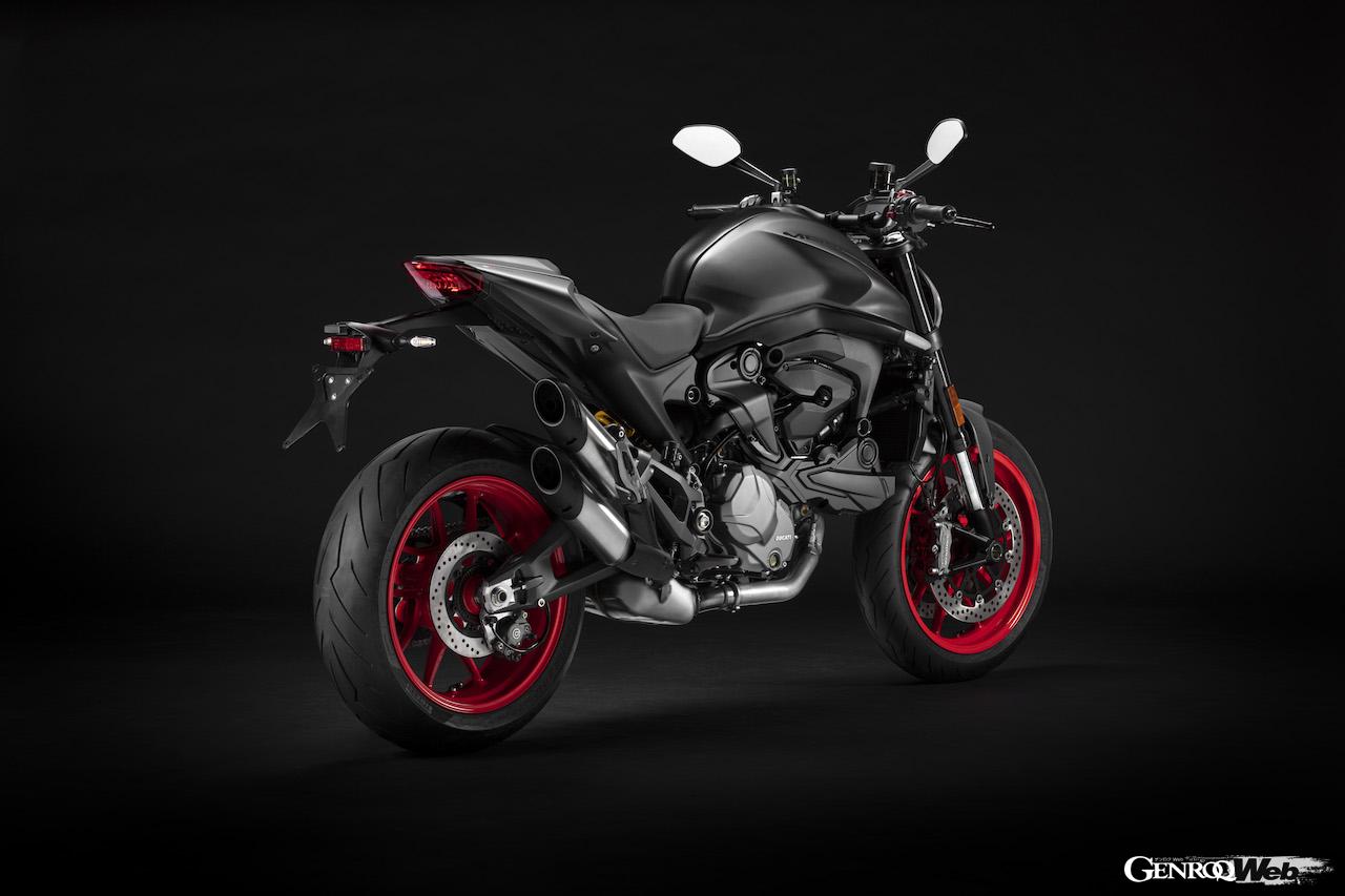 ドゥカティ モンスター プラスのリヤビュー