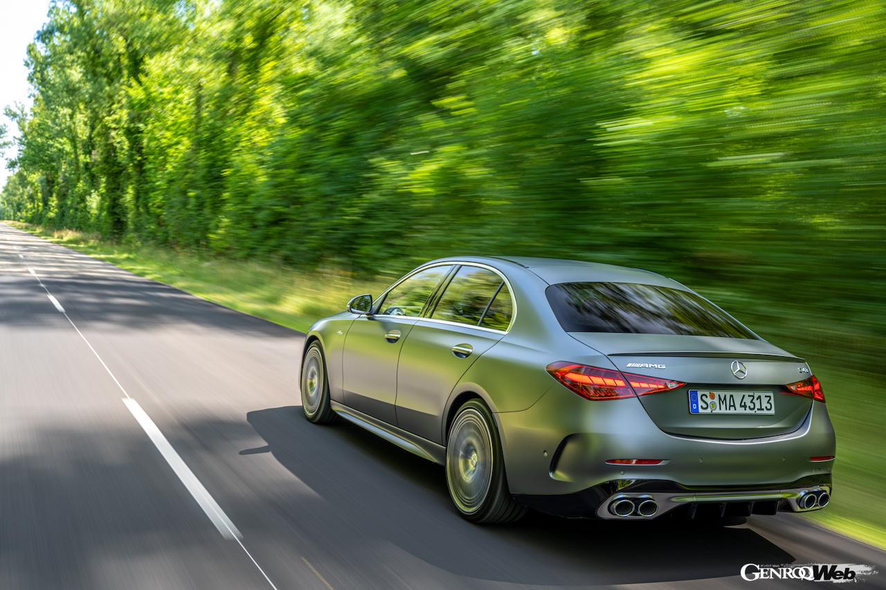 メルセデスAMG C43 4MATICのリヤビュー