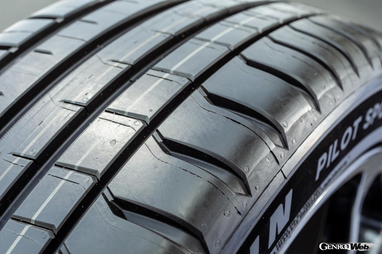 ミシュラン パイロットスポーツ5のトレッド