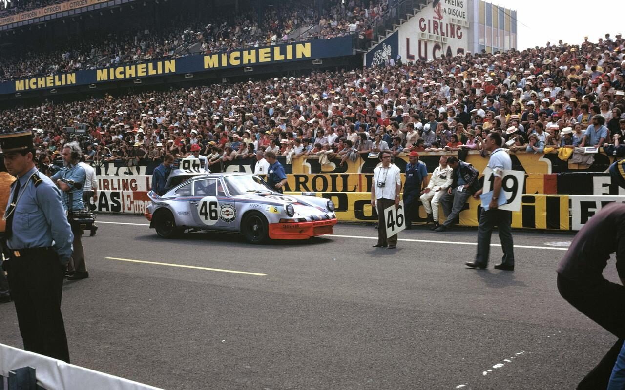 ポルシェ 911 カレラ RSR 2.8のレースシーン