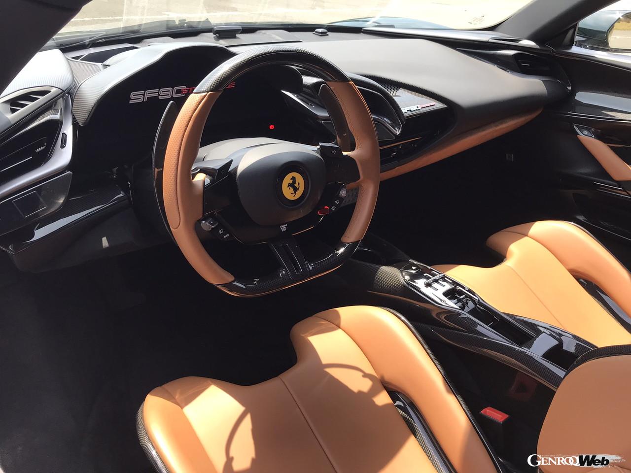 ウナ丼×GENROQコラボ第3弾！ フェラーリ SF90 ストラダーレのコクピット