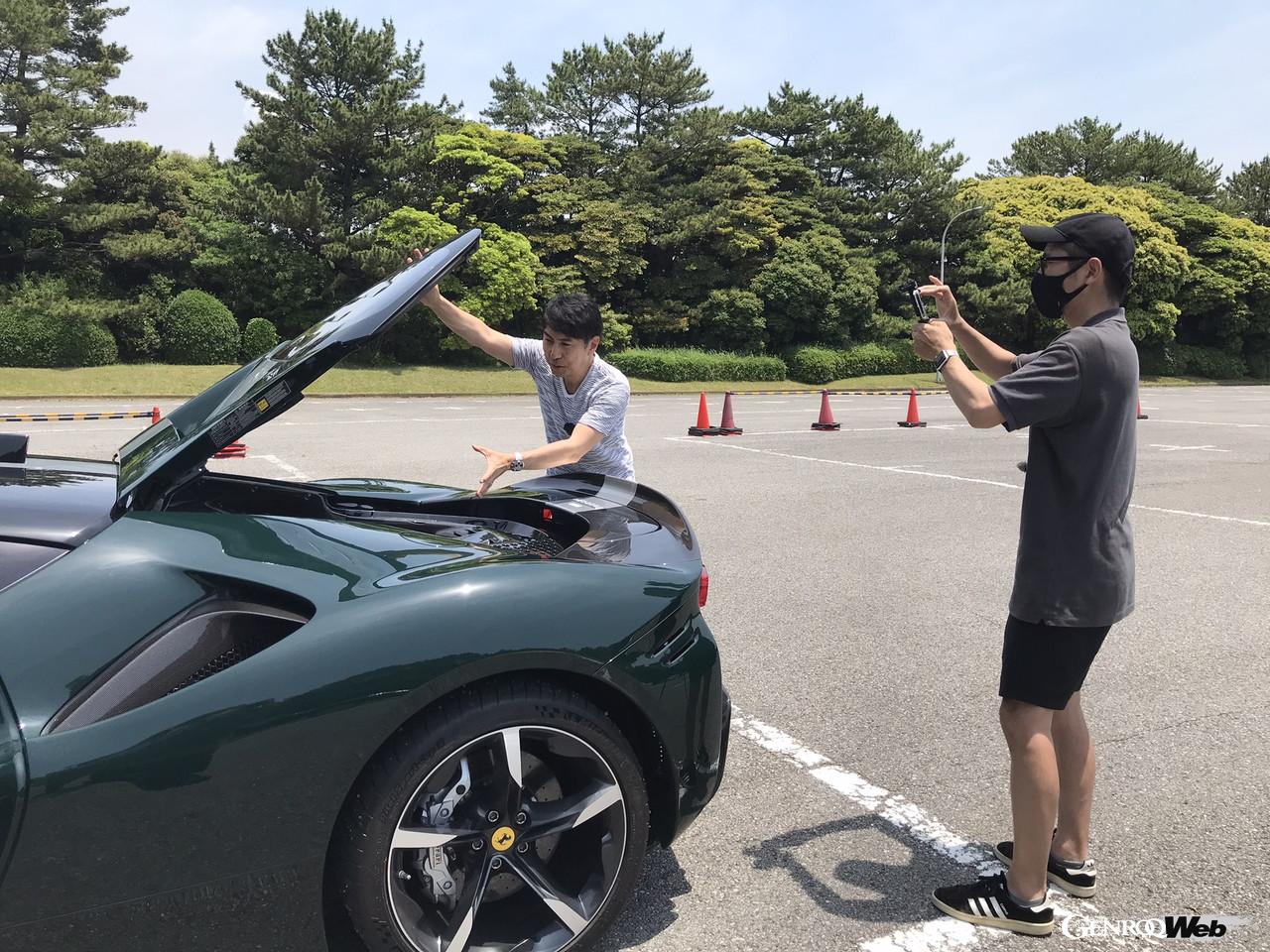 ウナ丼×GENROQコラボ第3弾！ フェラーリ SF90 ストラダーレとウナ丼、ゲン編集長