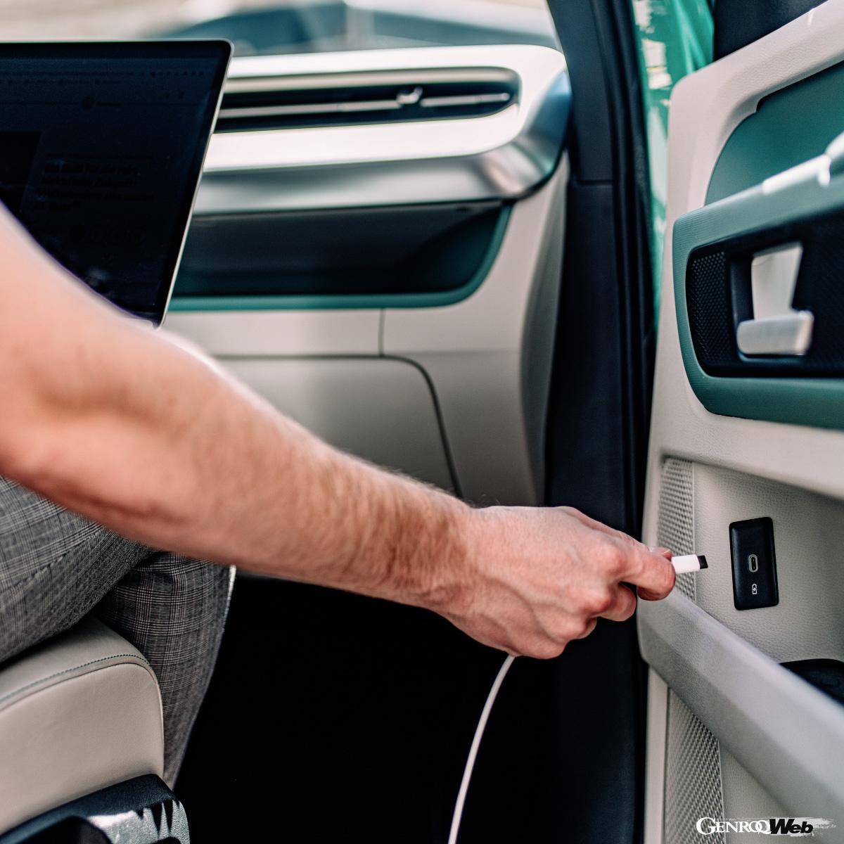 フォルクスワーゲン ID.BuzzのUSB-Cポート。