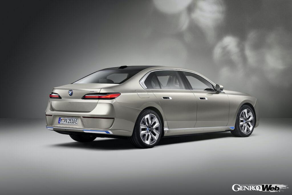 フルモデルチェンジを果たしたBMW 7シリーズのエクステリア。