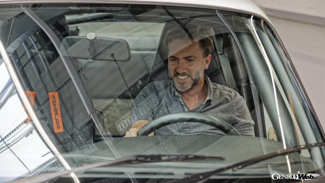 ポルシェ 959 Sとニック・ハイドフェルドのツーショット