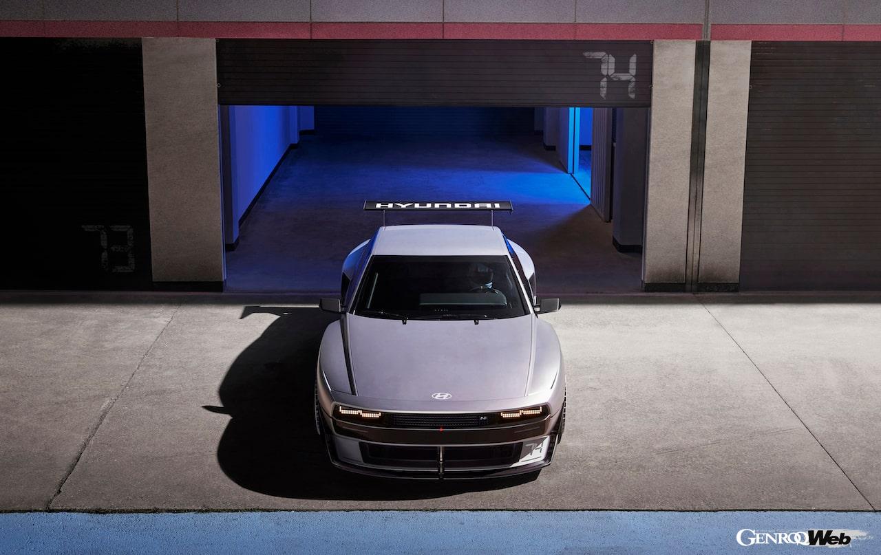 水素ハイブリッド「ヒョンデ N ビジョン 74」のエクステリア