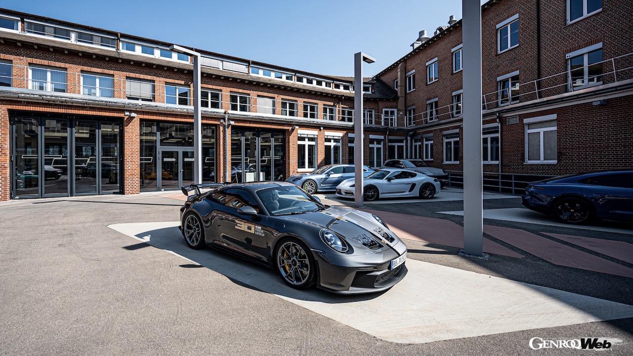 ポルシェ 911 GT3 - 30イヤーズ・オブ・ポルシェ・スーパーカップのエクステリア。