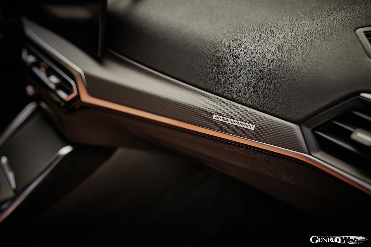 「M パフォーマンス・パーツ」に加わった、新型BMW M3 ツーリング用インテリアパーツ。