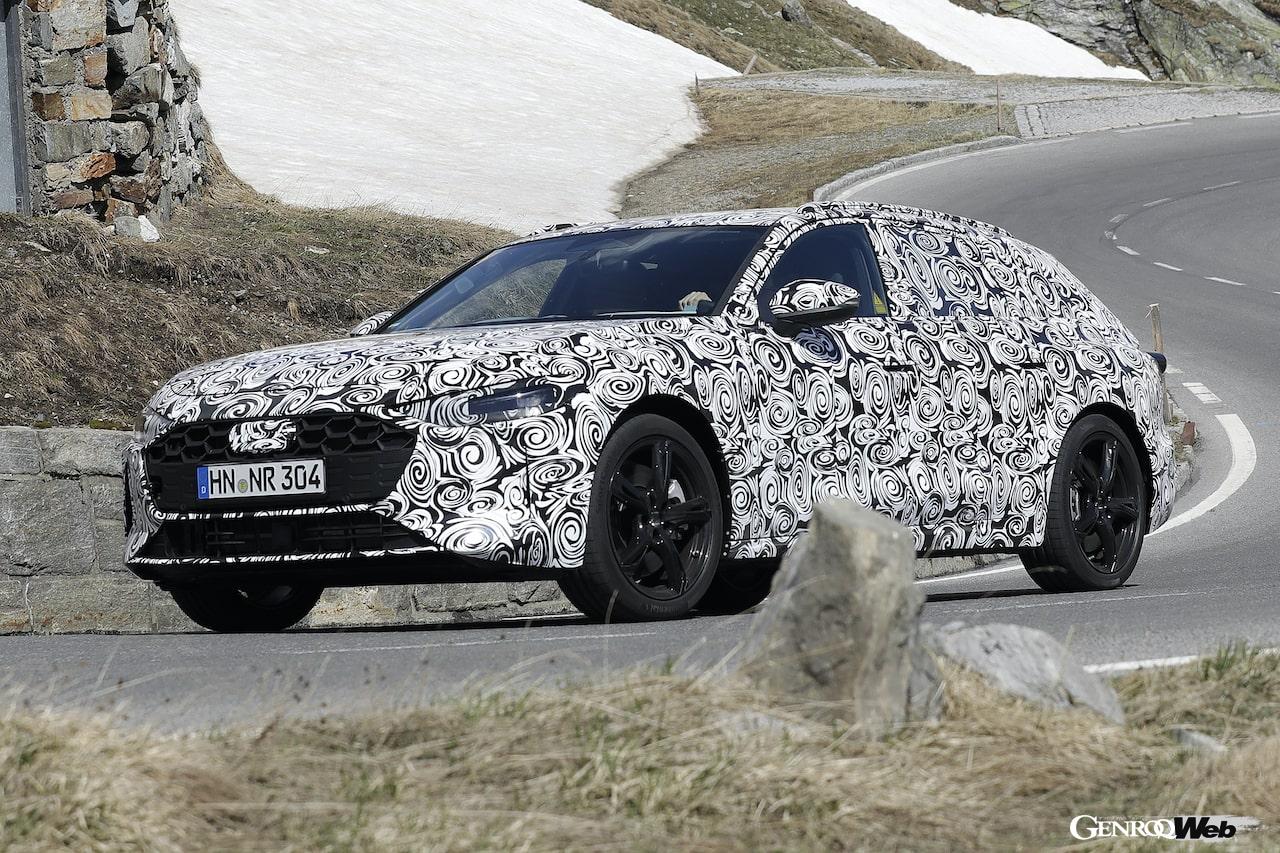 オーストリア・アルプスで、入念なブレーキテストを行う次期「アウディ A4 アバント」のプロトタイプ。