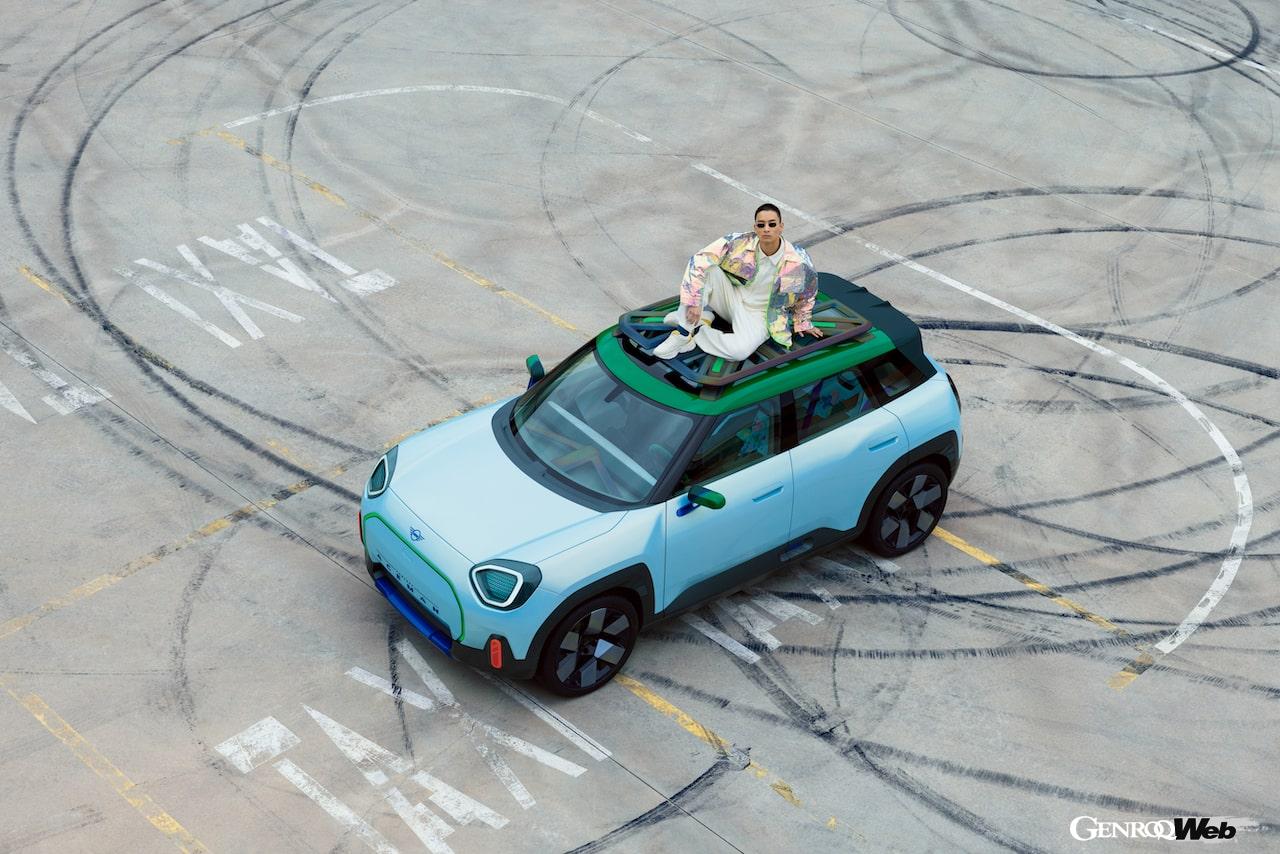 「MINI コンセプト エースマン」のエクステリア。