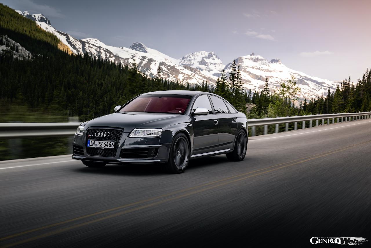2008年にデビューした二代目アウディ RS 6。