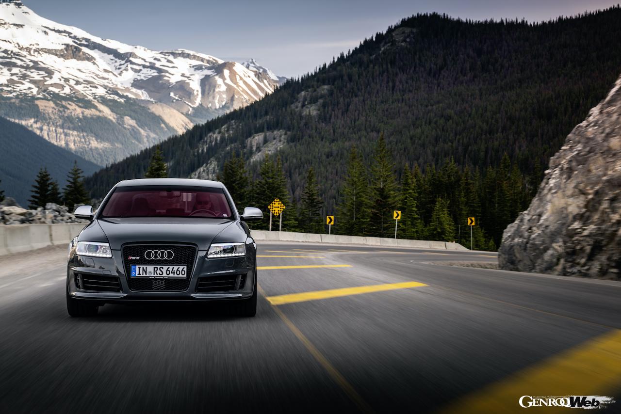 2008年にデビューした二代目アウディ RS 6。