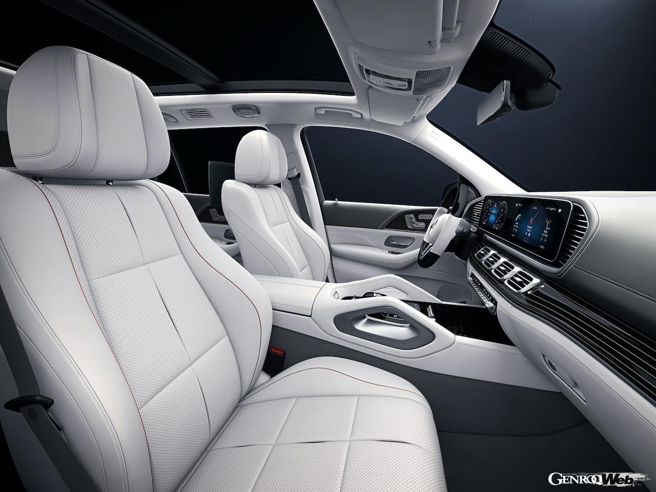 「メルセデス・マイバッハ GLS 600 4MATIC Edition 100」のインテリア。