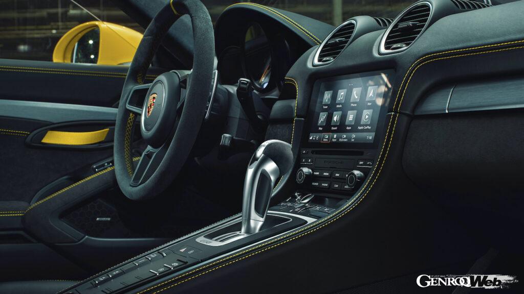 モータースポーツで鍛えられたPDKは、20年後ついに市販モデルに投入。2008年に911で初めてオプション設定されると、現在ではほぼすべてのモデルで選べるようになっている。