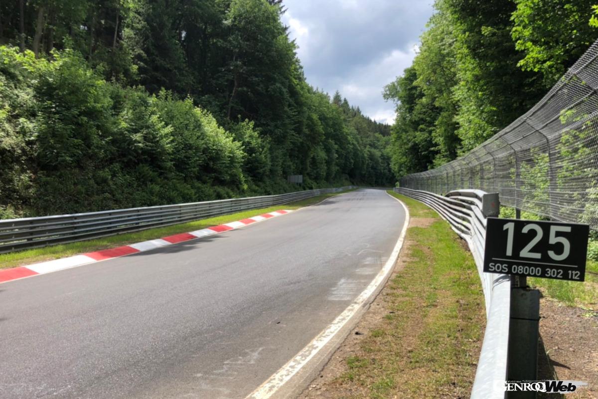 ニキ・ラウダがクラッシュしたコーナーとして知られるラウダ・リンクスキンク。