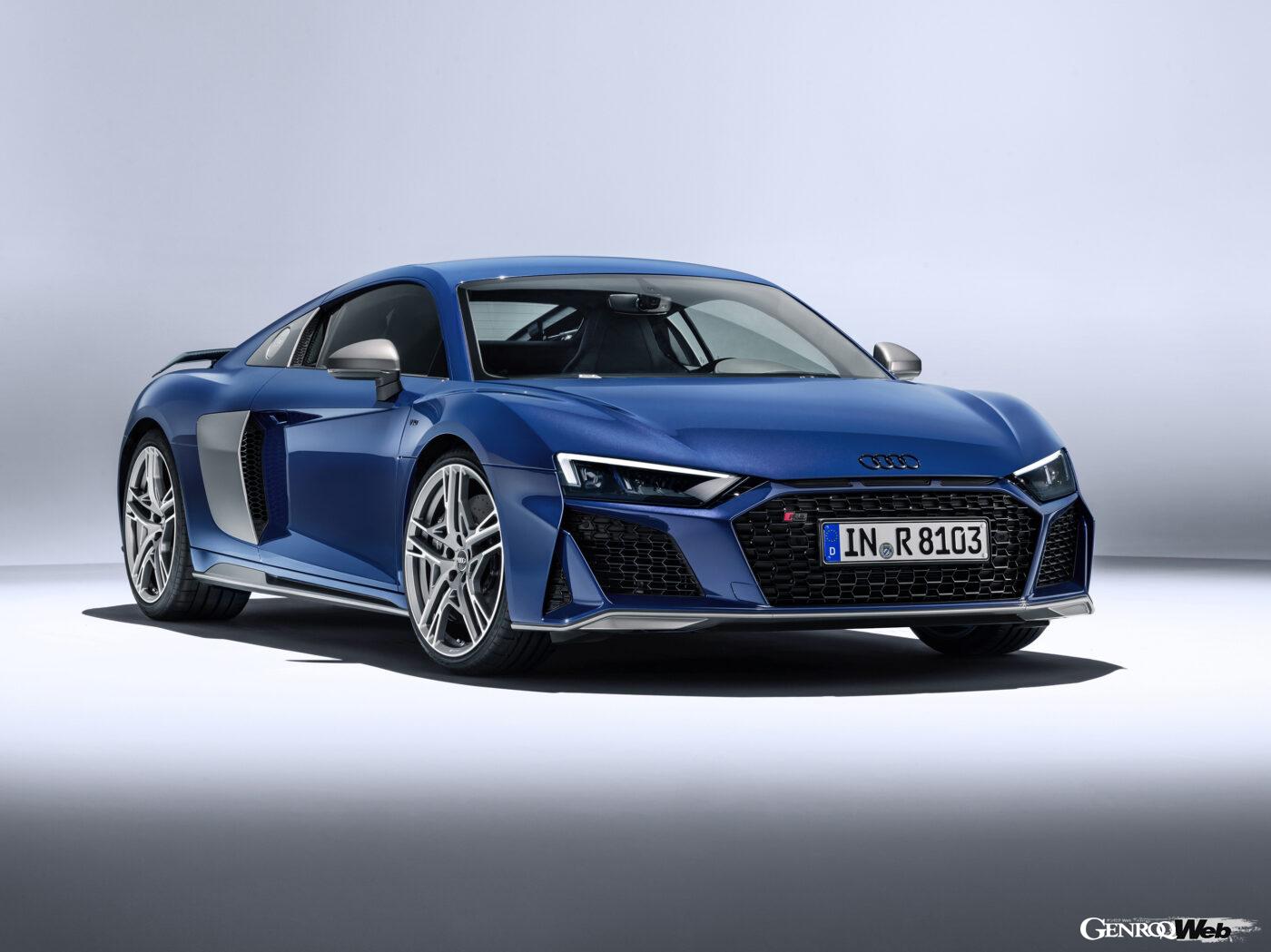 アウディ R8 クーペ V10 クワトロのフロントビュー