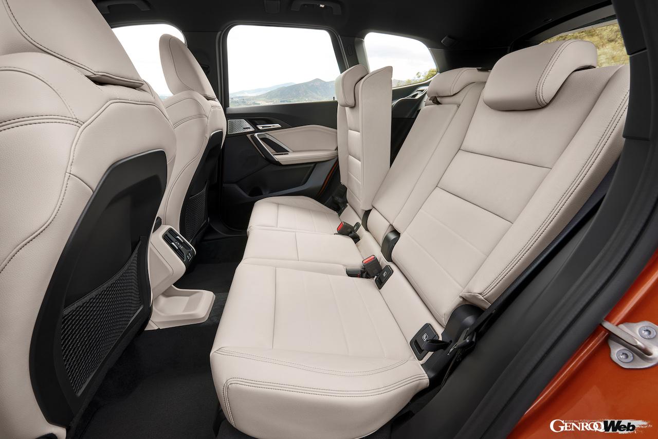 BMW X1のリヤシート