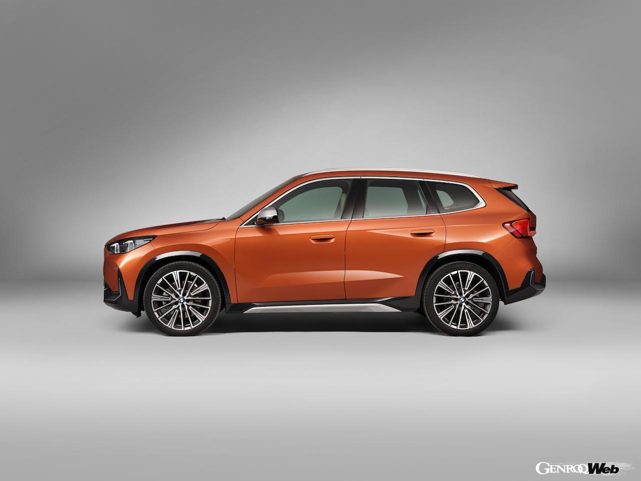 BMW X1のサイドビュー