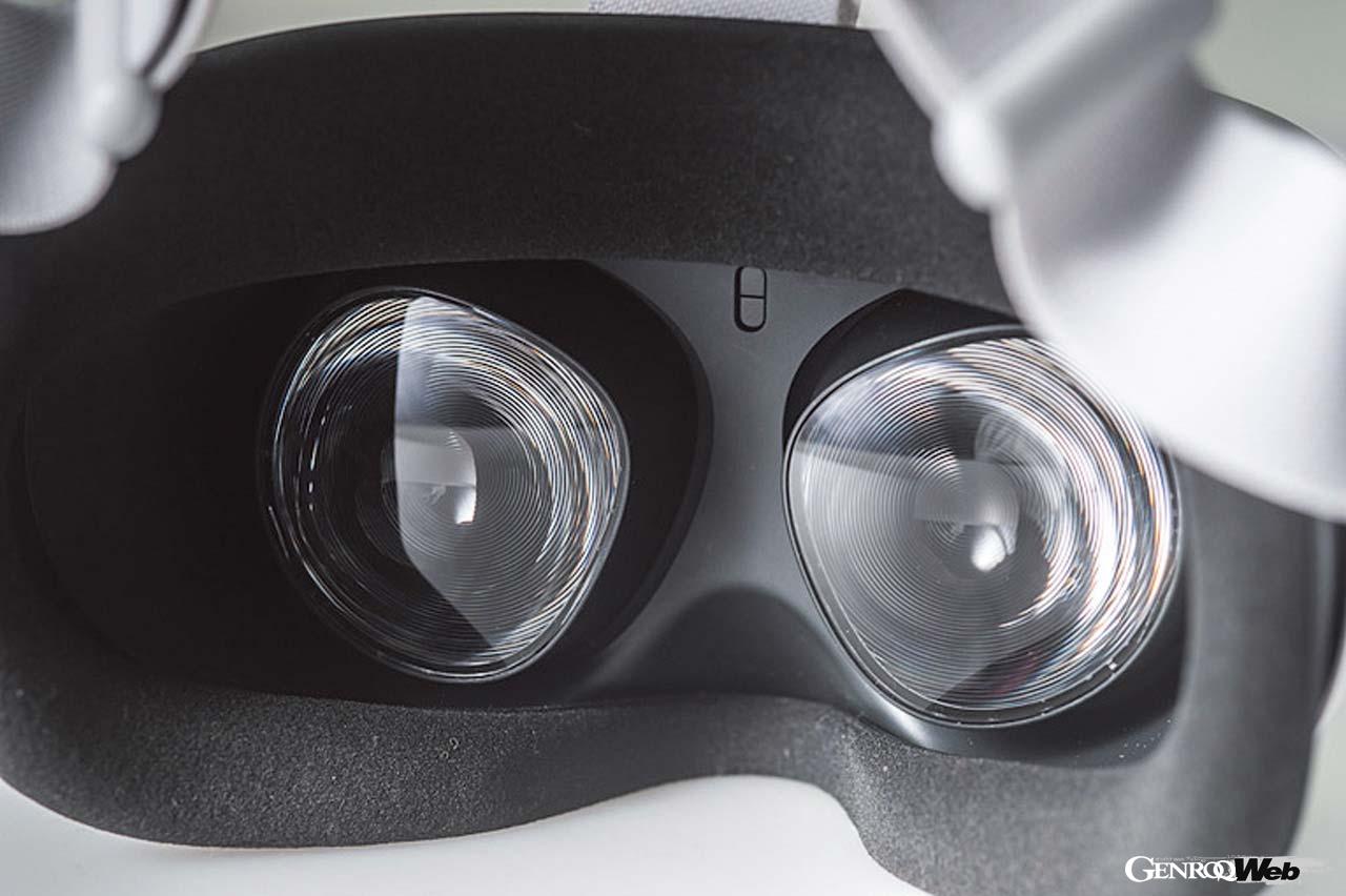 前モデルよりも解像度が1.5倍に向上した1832×1920pxの2枚のディスプレイを採用。美しい映像美と臨場感により、VRの世界を最高に楽しめる。