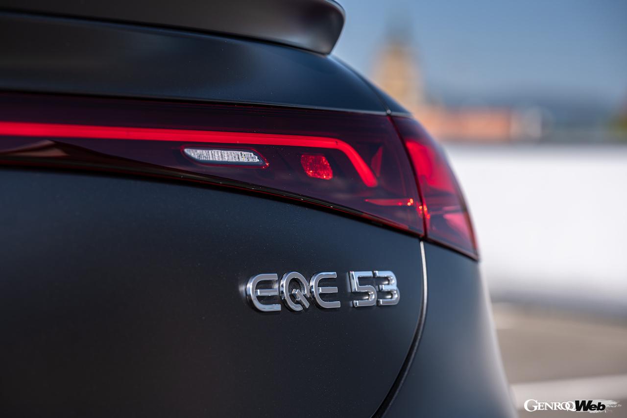 メルセデスAMG EQE 53 4MATIC＋のエンブレム