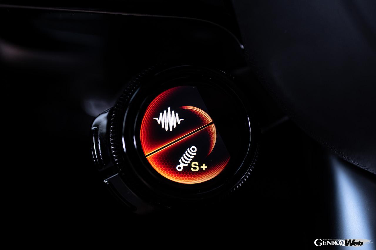 メルセデスAMG EQE 53 4MATIC＋のモード切替スイッチ