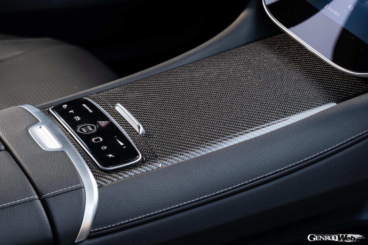 メルセデスAMG EQE 53 4MATIC＋のセンターコンソール