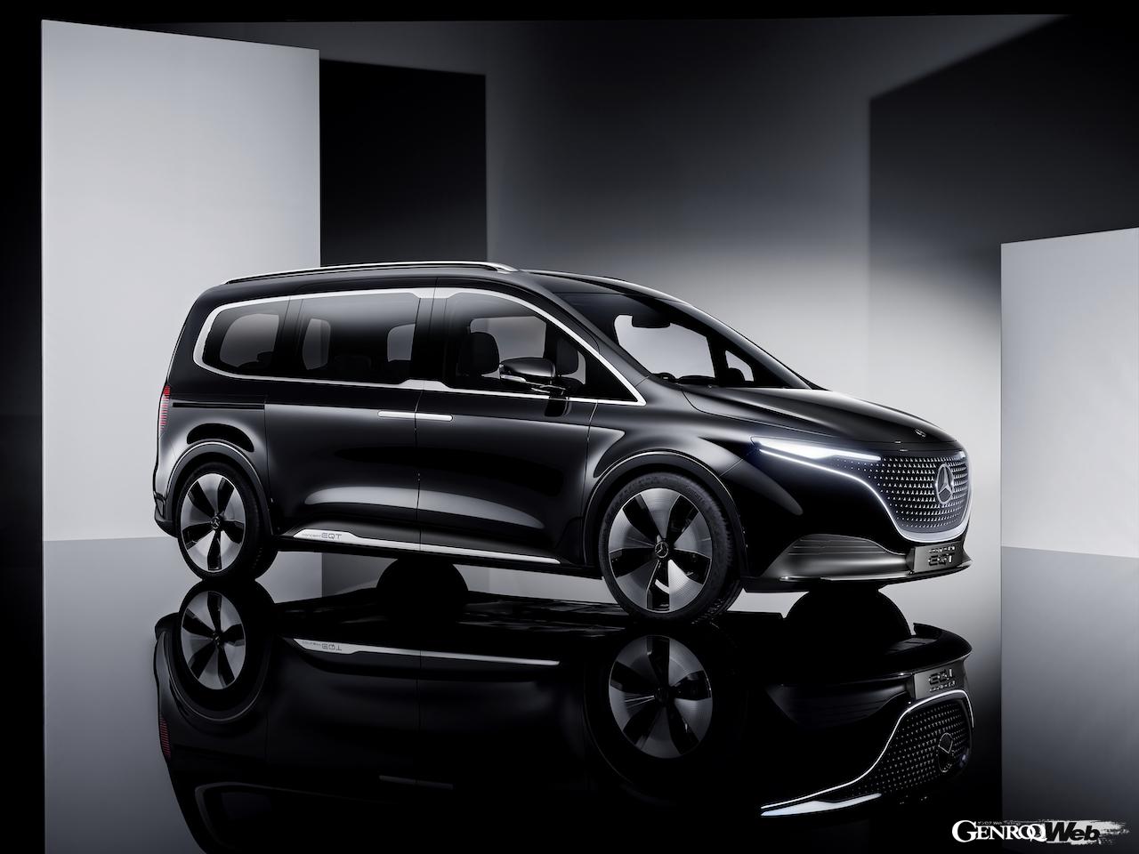 メルセデス・ベンツのスタディモデル、コンセプト EQTのフロントビュー