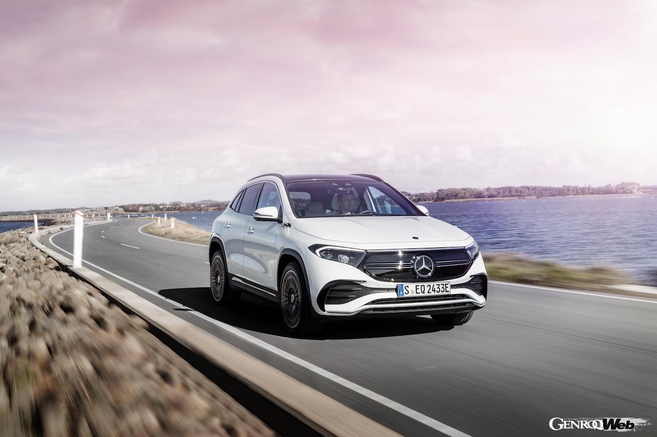 メルセデス・ベンツ EQAのフロントビュー