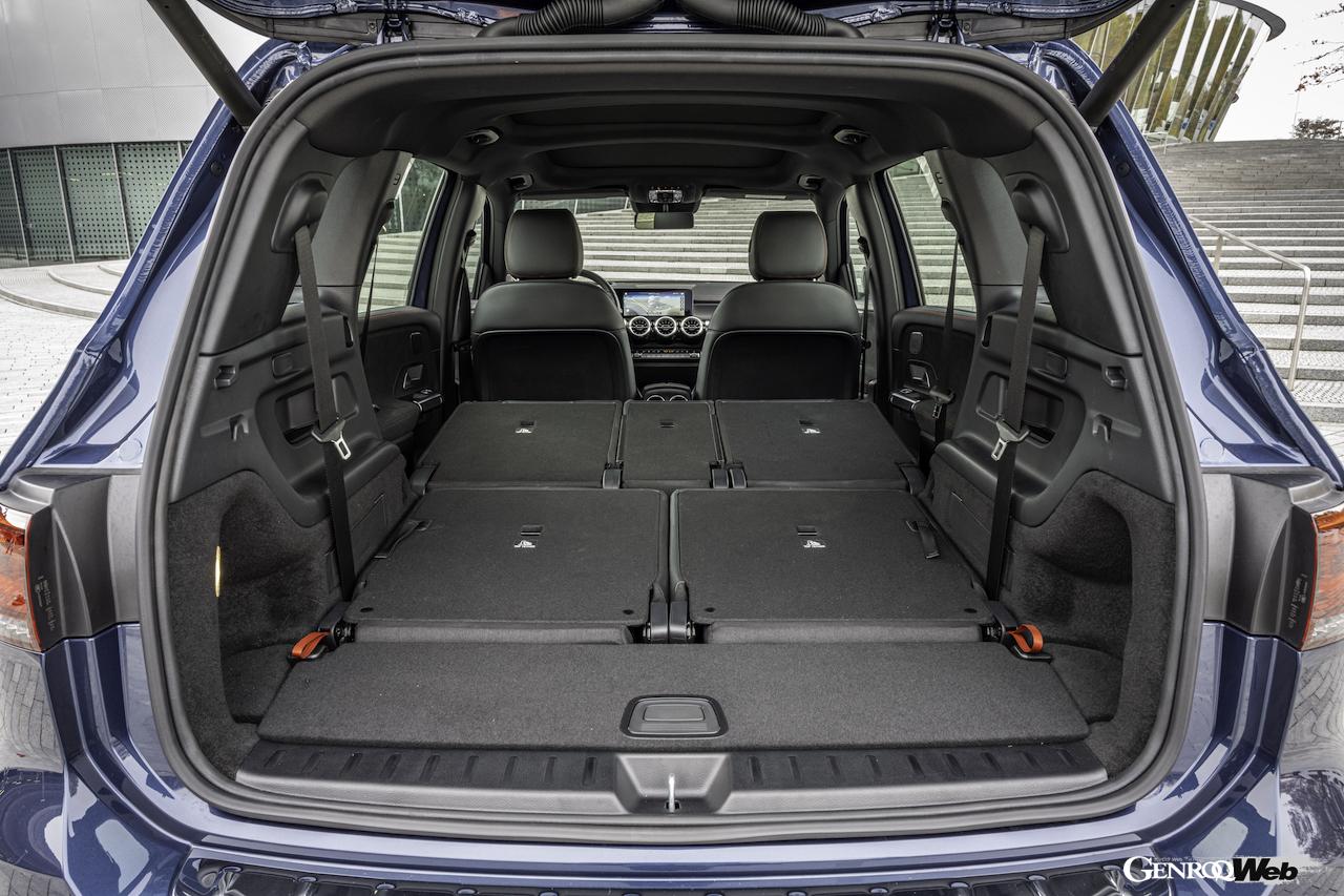 メルセデス・ベンツ EQBのラゲッジコンパートメント