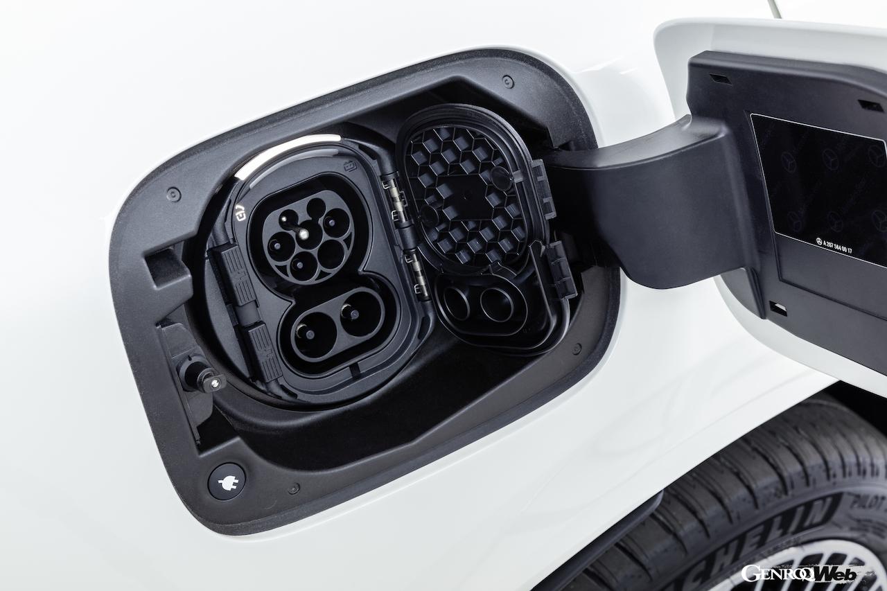 メルセデス・ベンツE QCの充電ポート