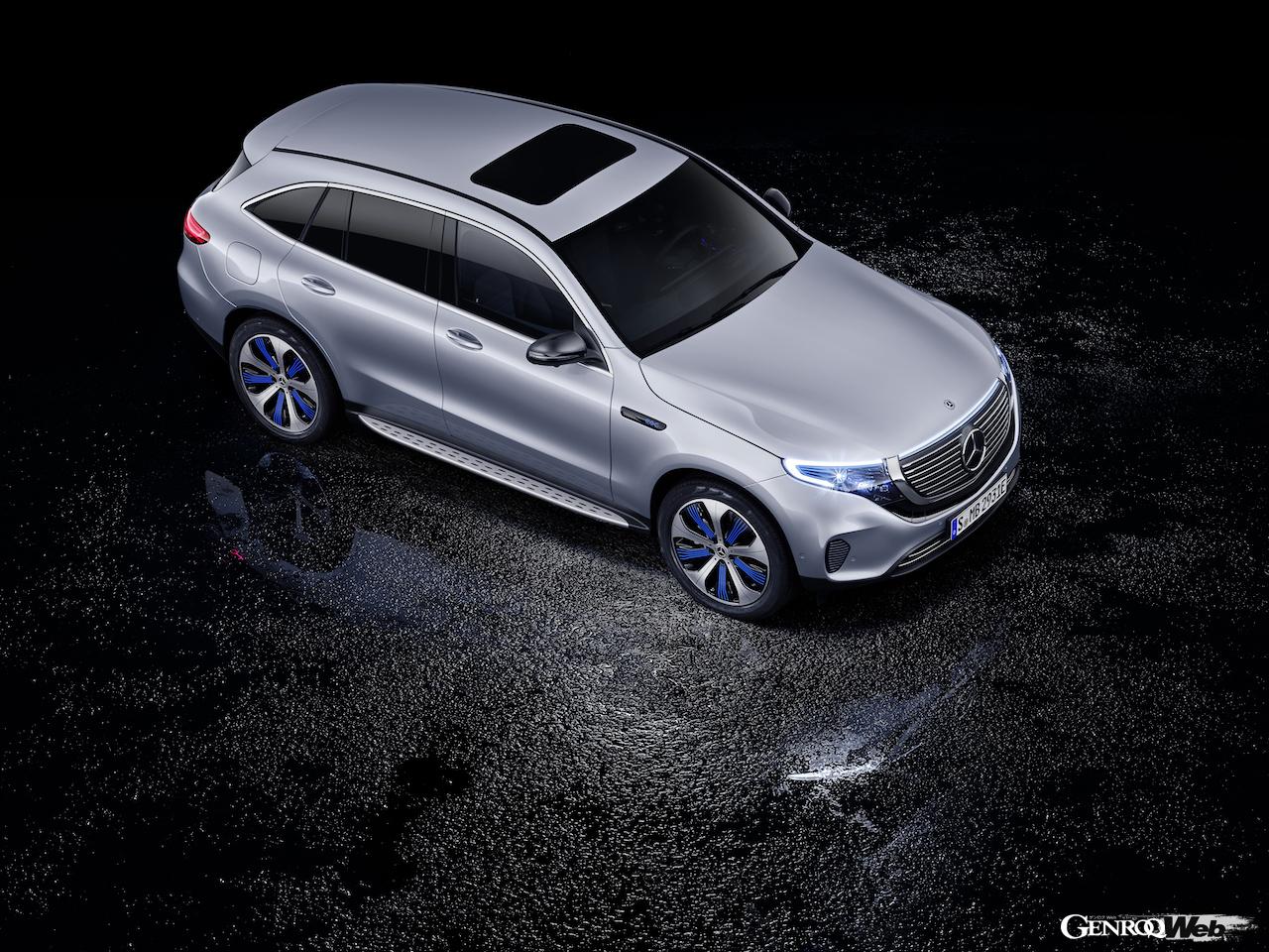 メルセデス・ベンツ EQCの俯瞰目ビュー