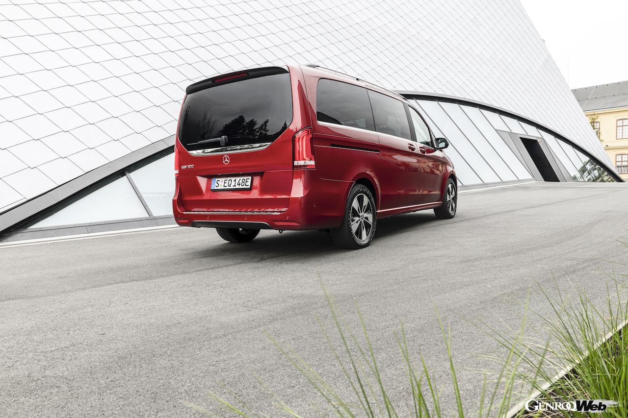 メルセデス・ベンツ EQVのリヤビュー