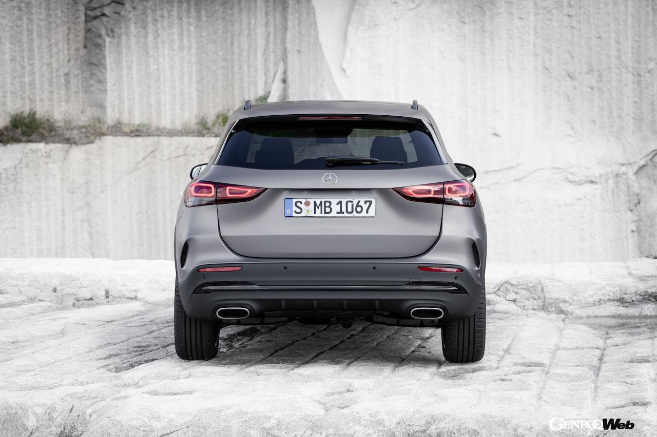 メルセデス・ベンツ GLAのリヤビュー