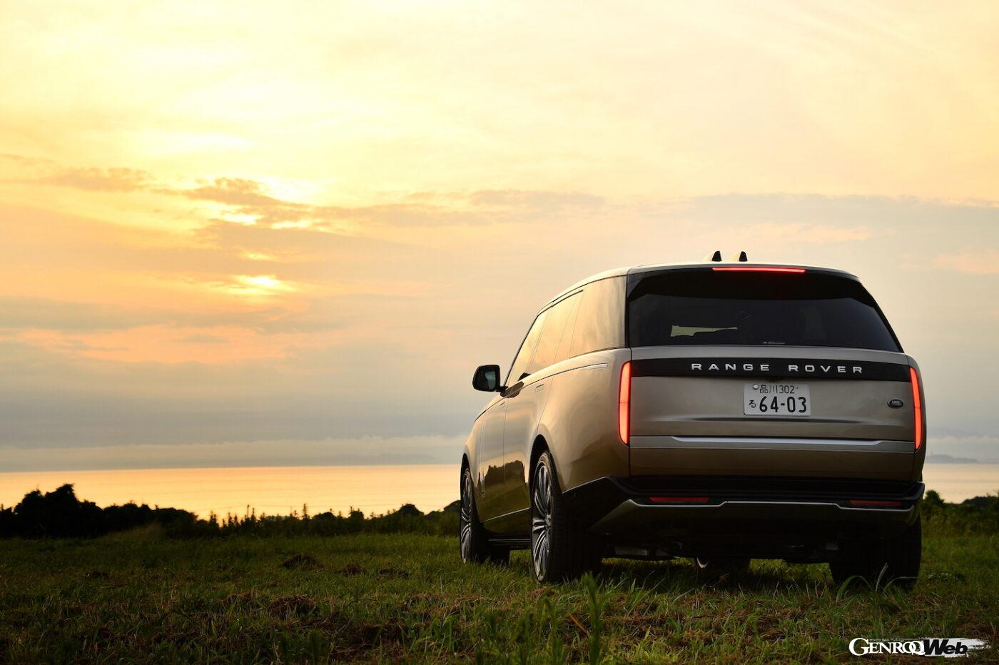 新型レンジローバーのリヤスタイル