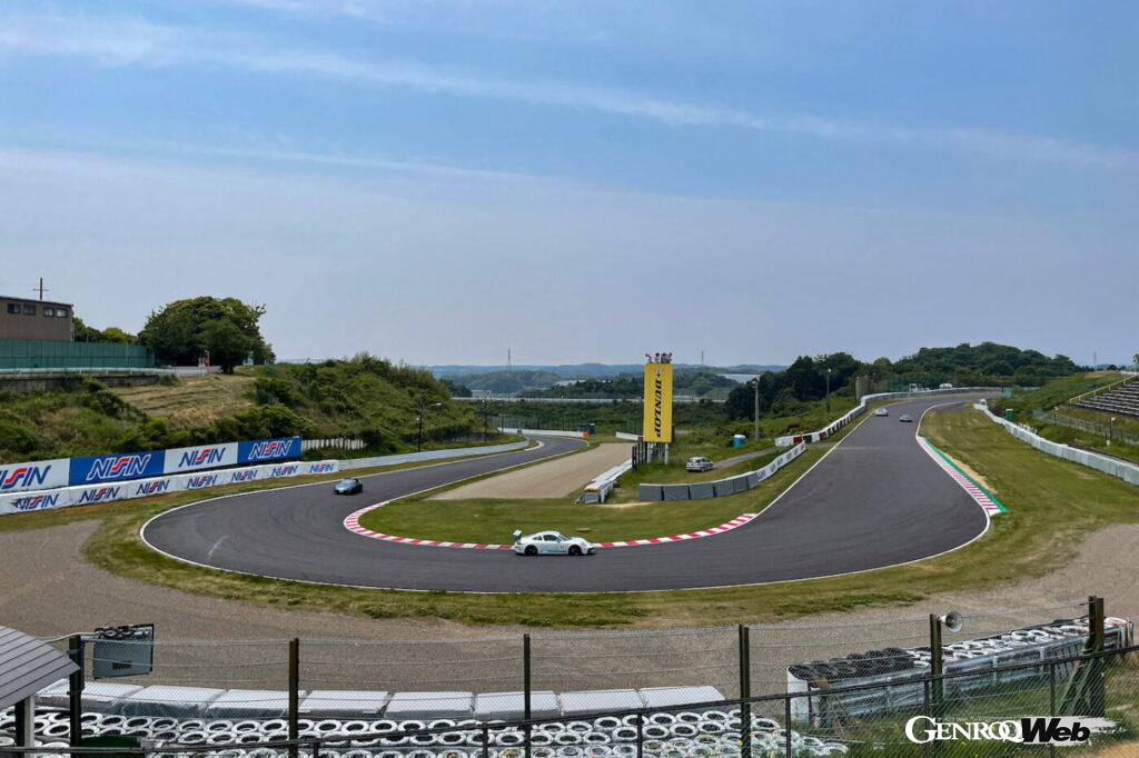 鈴鹿名物のヘアピン。