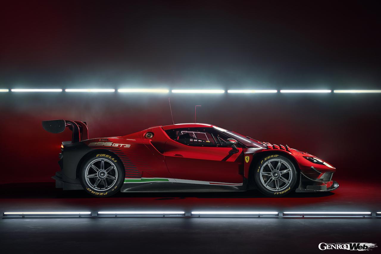 フェラーリの最新カスタマー向けレーシングカー「296 GT3」のエクステリア。