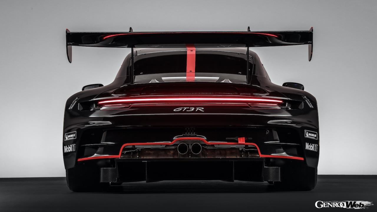 ポルシェの最新カスタマー向けレーシングカー新型「911 GT3 R」のエクステリア。