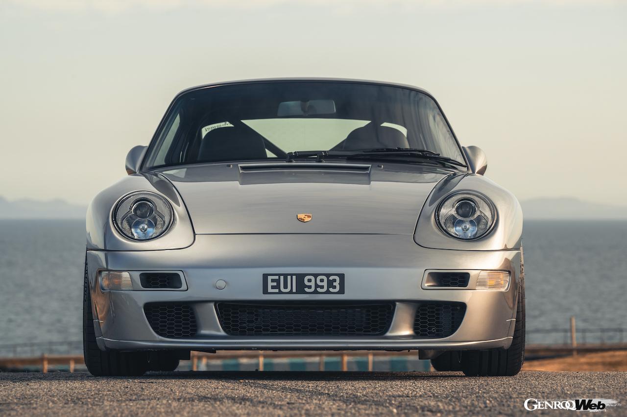 英国のポール・スティーブンス・オートアートが開発した「993R」のエクステリア。