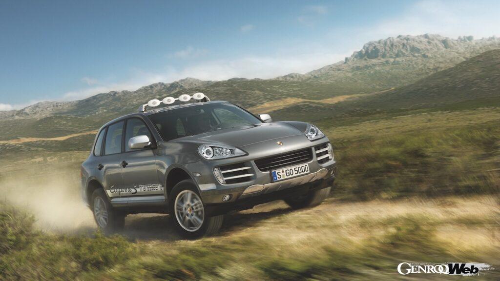 2009年にはラリー仕様を再現した市販仕様「カイエン S トランスシベリア」が285台限定で販売された。