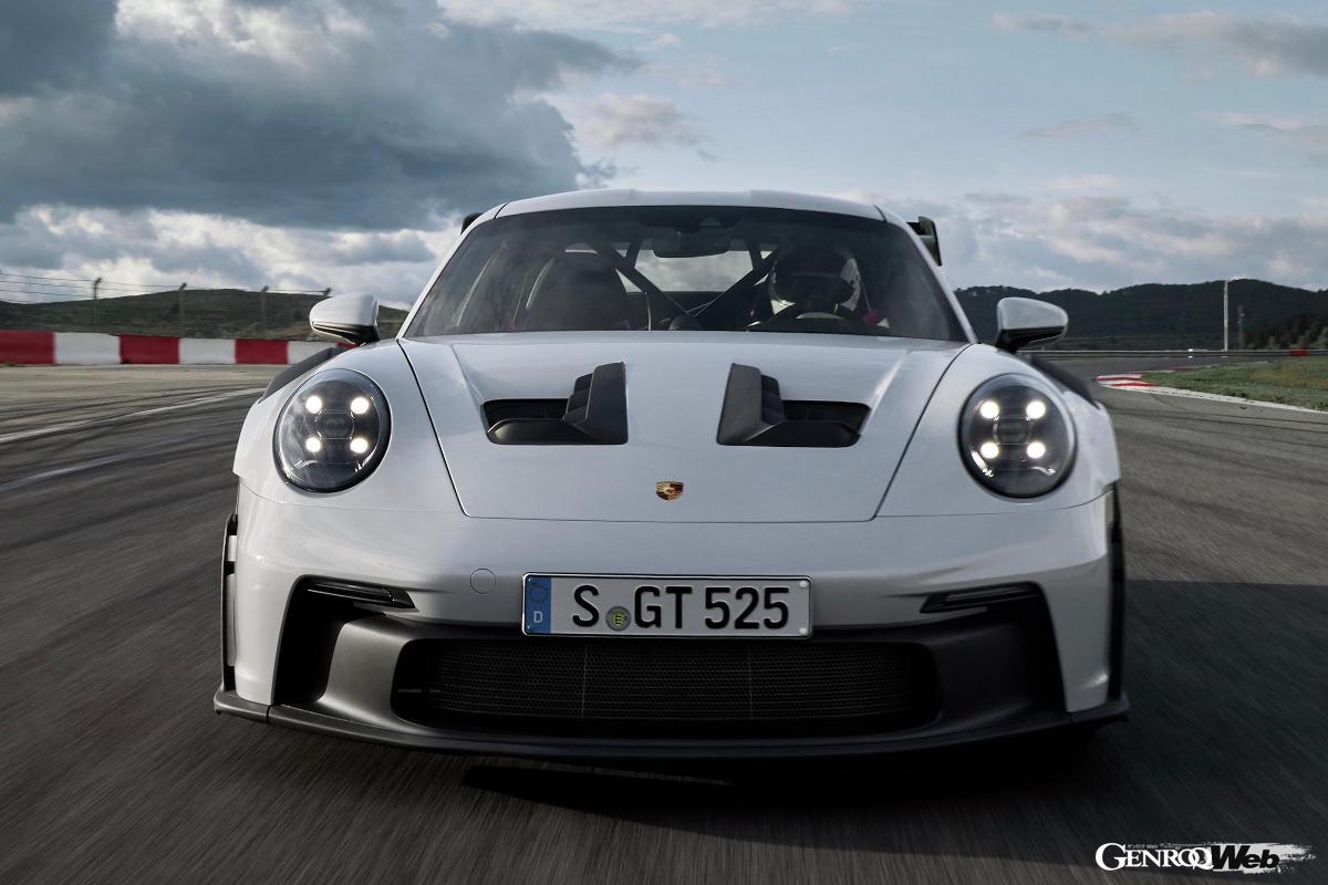 公道走行可能な最強の911として開発された「ポルシェ 911 GT3 RS」のエクステリア。