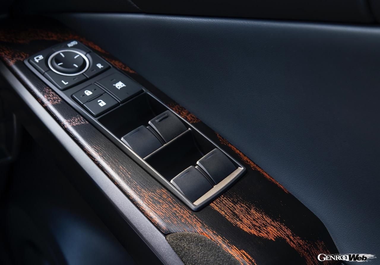 レクサス IS500 “F SPORT Performance First Edition”の専用装備。