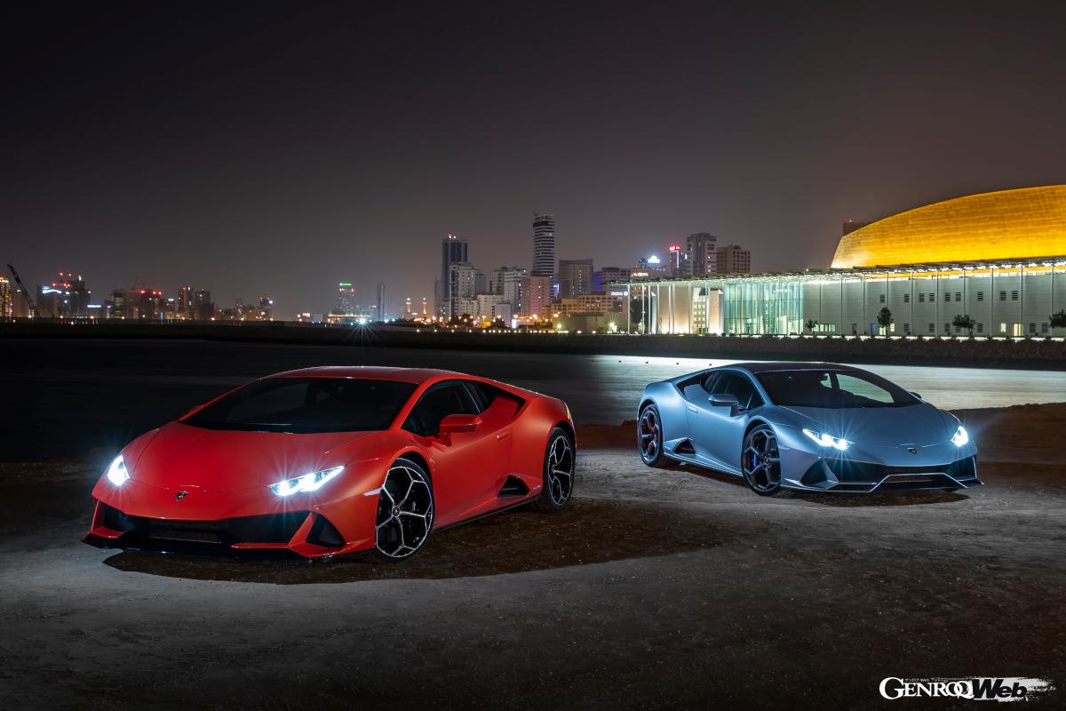 圧倒的性能を誇るランボルギーニ ウラカンEVO。性能も美しさもスーパーだ。