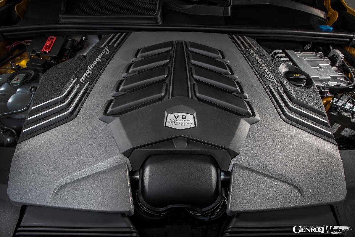 ウルス ペルフォルマンテでも搭載される4.0リッターV8ツインターボエンジン。