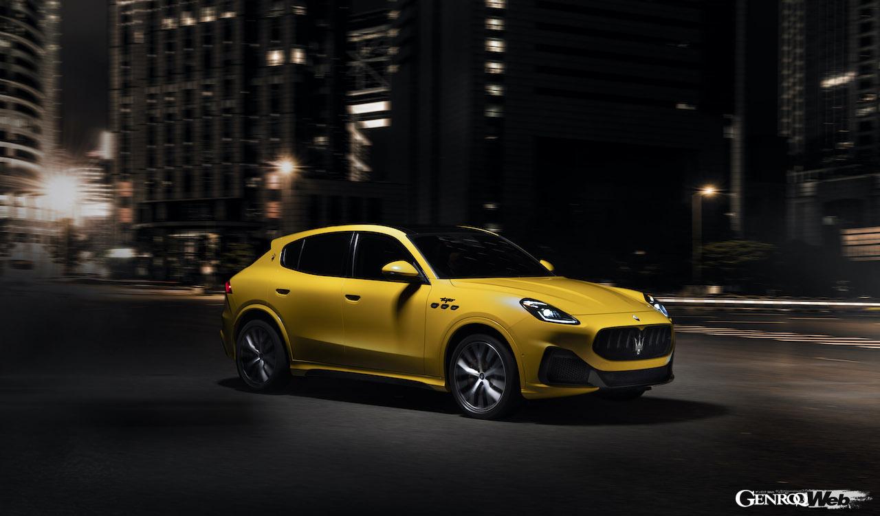 マセラティ グレカーレ トロフェオのフロントビュー