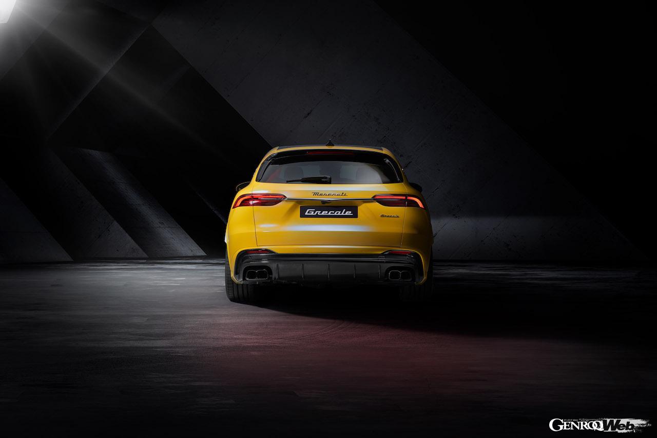 マセラティ グレカーレ トロフェオのリヤビュー