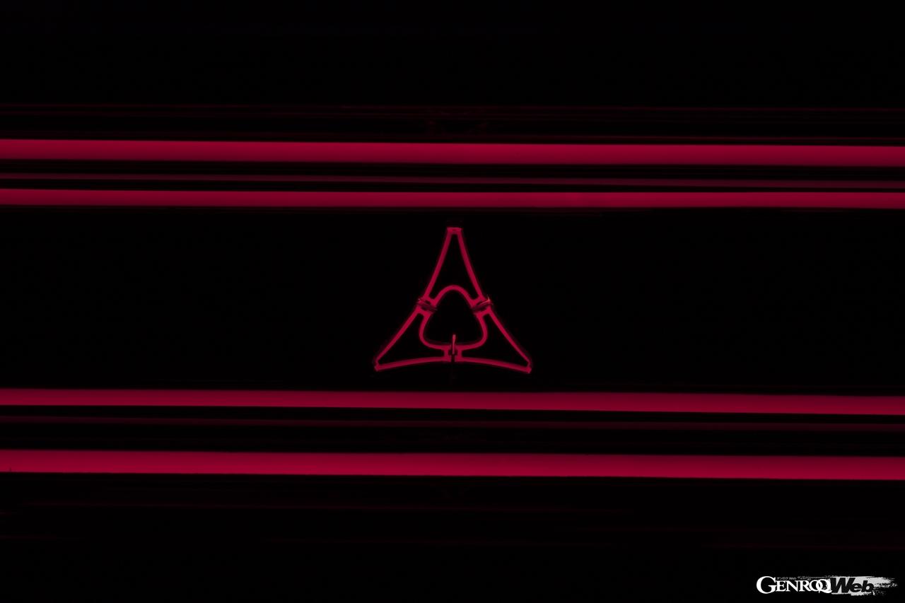 ダッジ チャージャー デイトナ SRT コンセプトの「Fratzog」バッジ