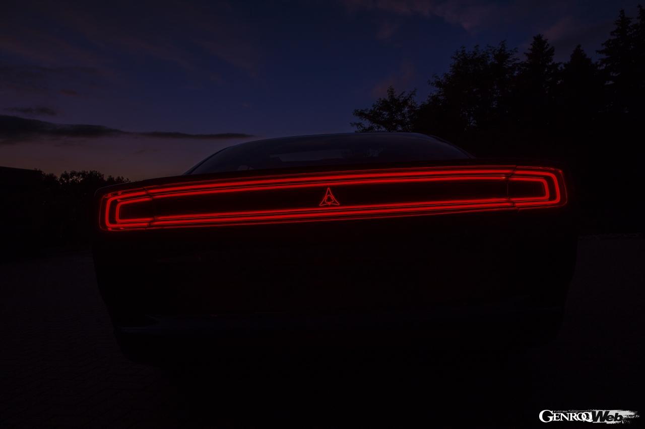 ダッジ チャージャー デイトナ SRT コンセプトのテールランプ