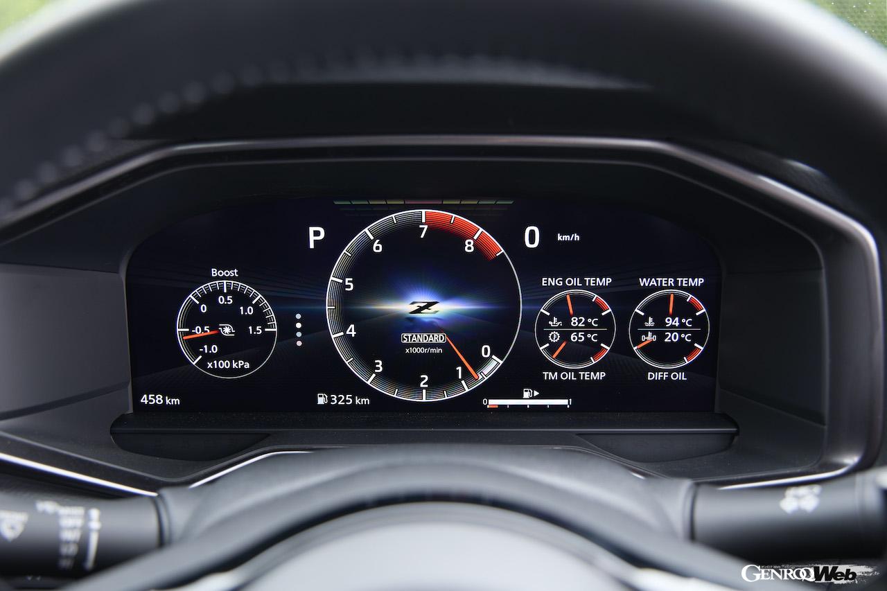 新型日産フェアレディZのメーターディスプレイ