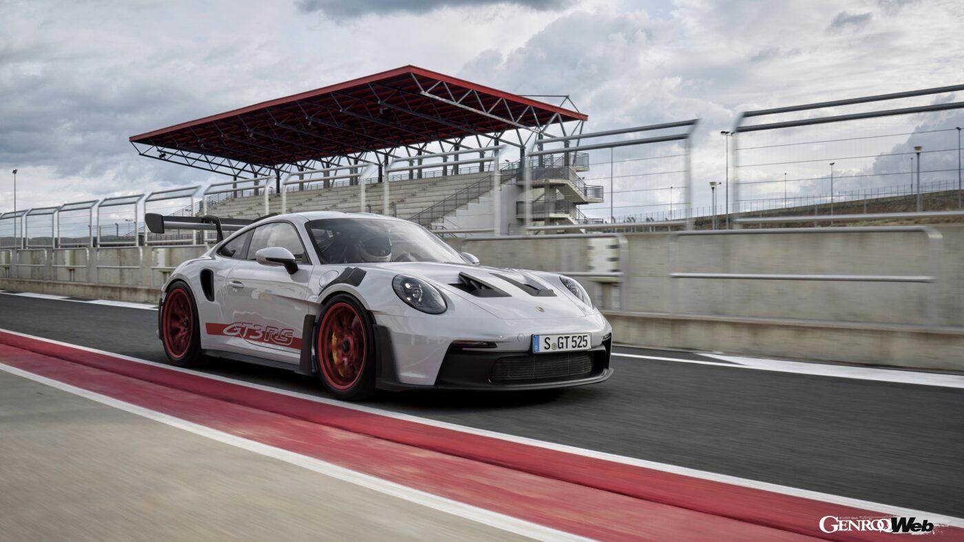 ポルシェ 911 GT3 RSのフロントビュー